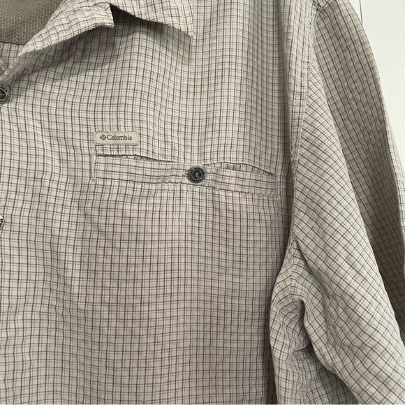 Columbia Men's Lightweight Button Up Shirt Lightweight Tan/Green Size XXL - Picture 7 of 7